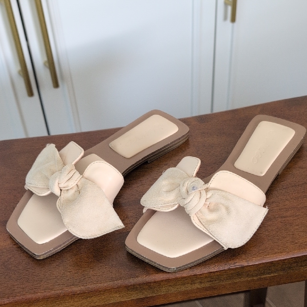 Women's Beige Bow Slide Sandals Size 5